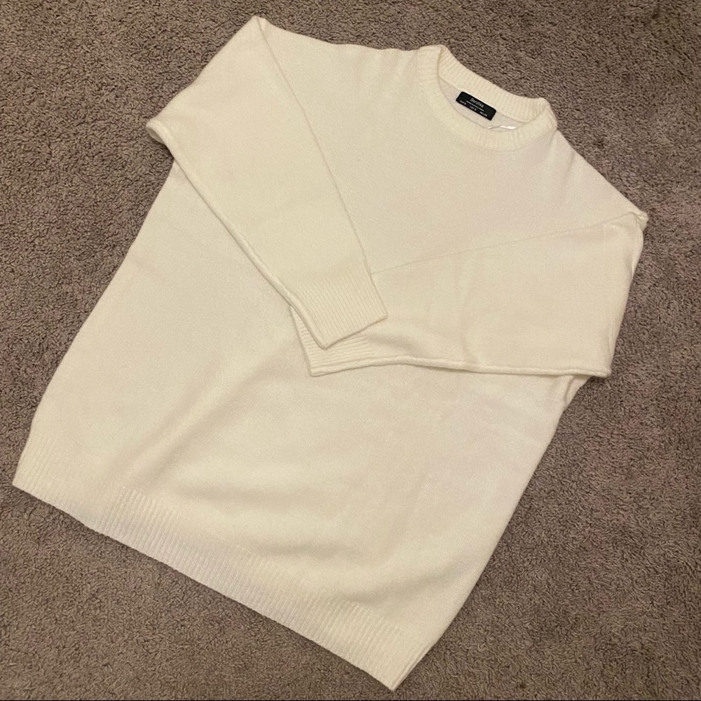 Bershka Oversize White Sweater Size S